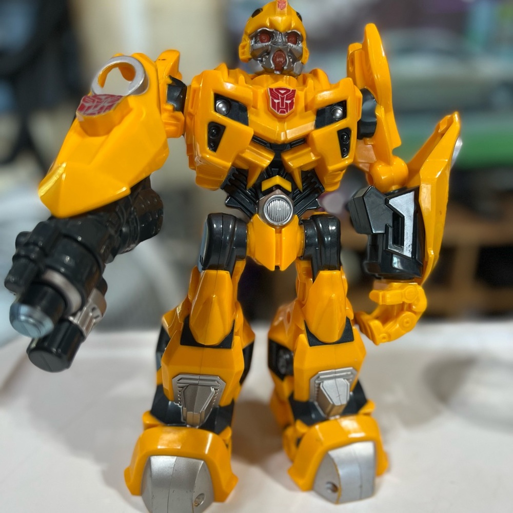 🔥Talking 10 inch Bumblebee Transformer🐝